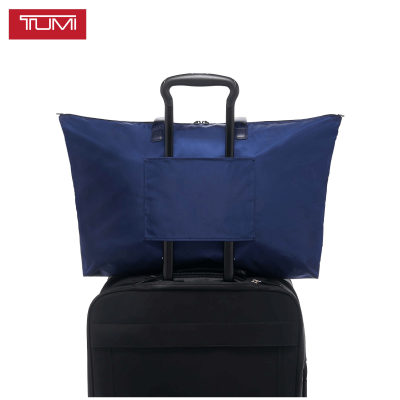 TUMI 0196384ULM JUST IN CASE TOTE  110042 - 0658 NAVY
