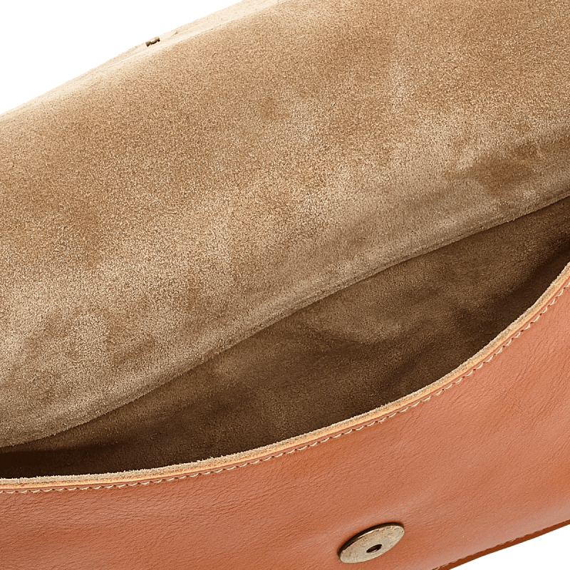 Il Bisonte Woman's Crossbody Bag Salina In Cowhide Leather A2903..EP145 - Caramel